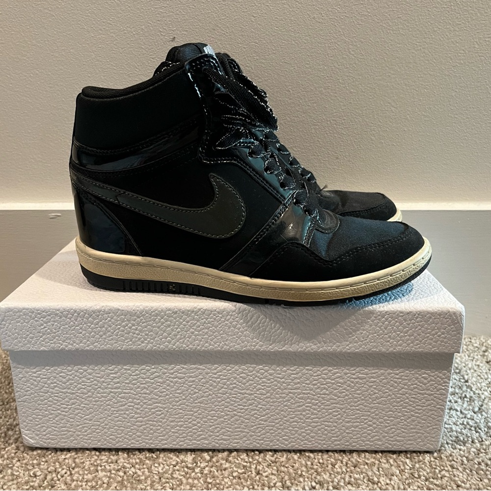 Nike Dunk Sky Hi Black Wedge Sneakers – Women’s Size 7.5